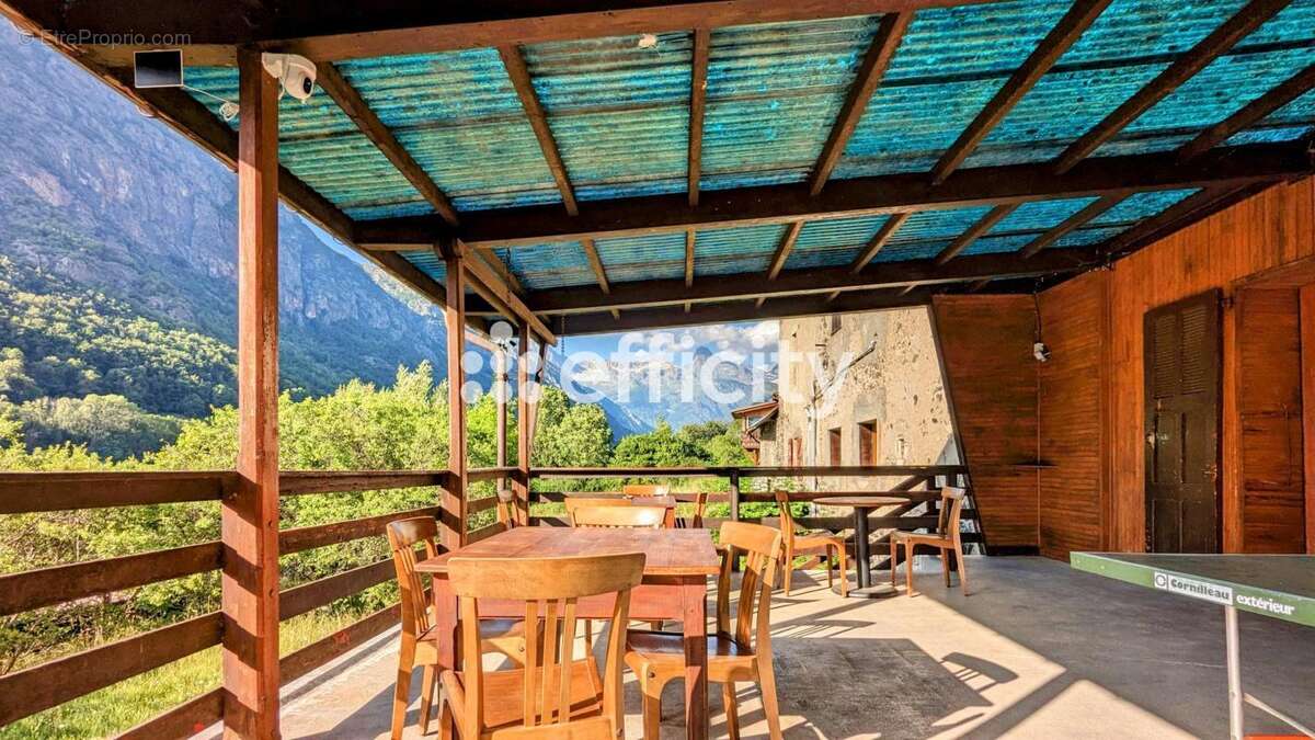Appartement à SAINT-JACQUES-EN-VALGODEMARD
