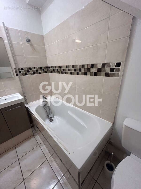 Appartement à LES PAVILLONS-SOUS-BOIS