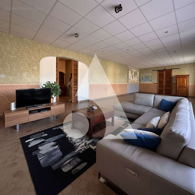 Maison à FRANCOULES