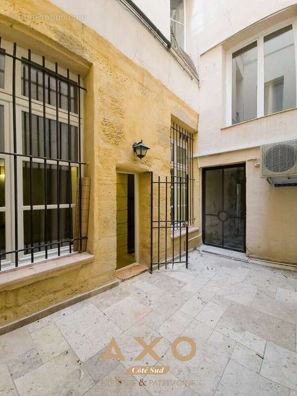 Appartement à AIX-EN-PROVENCE