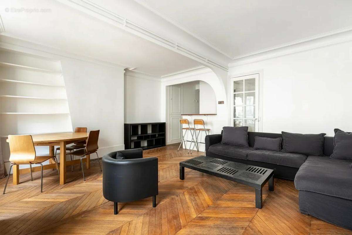Appartement à PARIS-4E