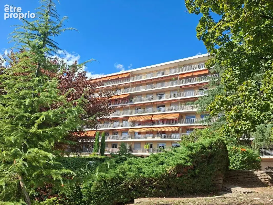 T4 dans une résidence de standing - Chazière - photo 2