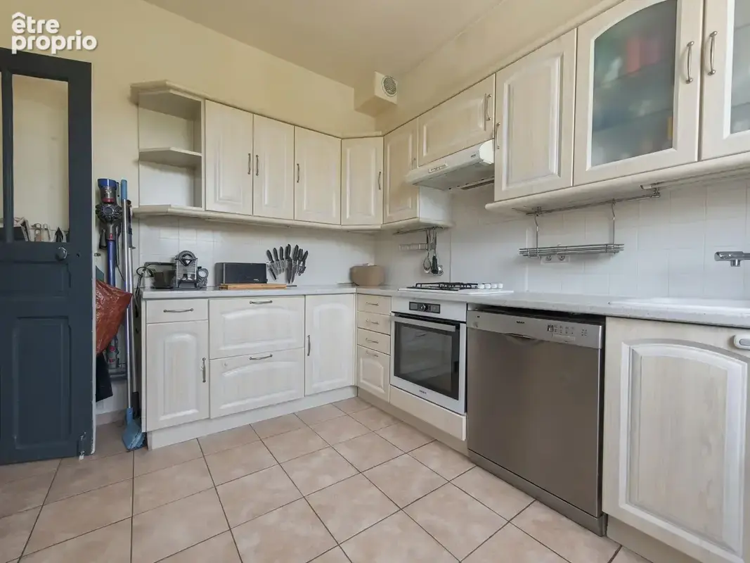 GOMMONVILLIERS - Maison 6 pièces avec appartement indépendant - photo 6