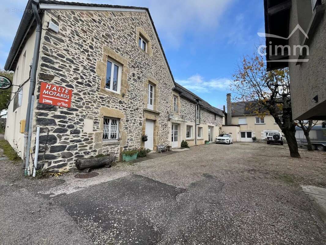 Ensemble immobilier au cœur de l'Aubrac - photo 10