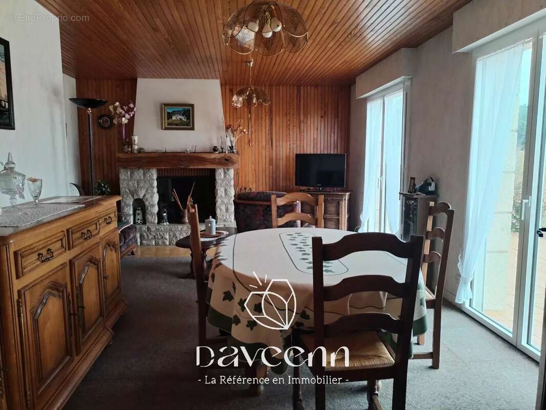 Maison à LOCMARIA-GRAND-CHAMP