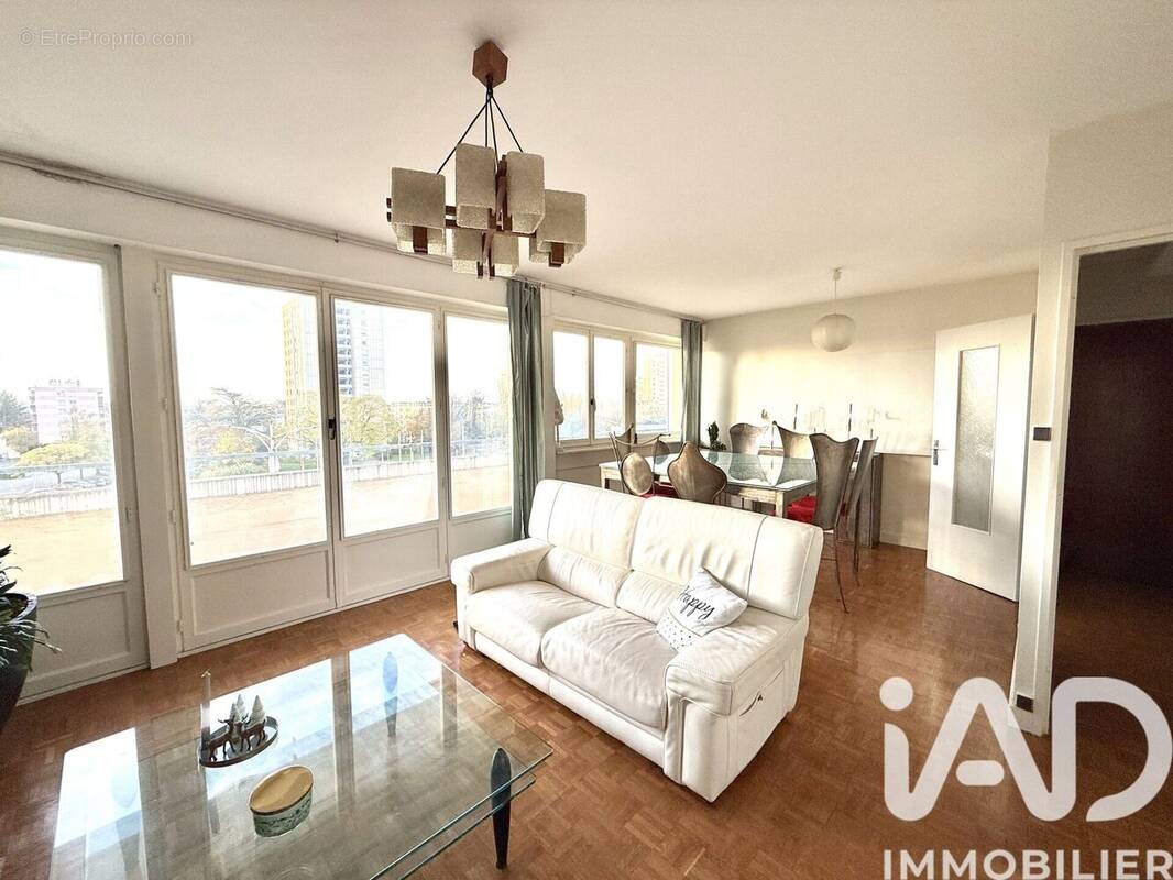 Photo 1 - Appartement à MACON