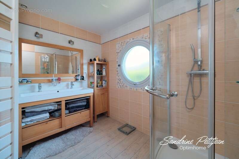 Maison à SAINT-JEAN-DE-THURIGNEUX