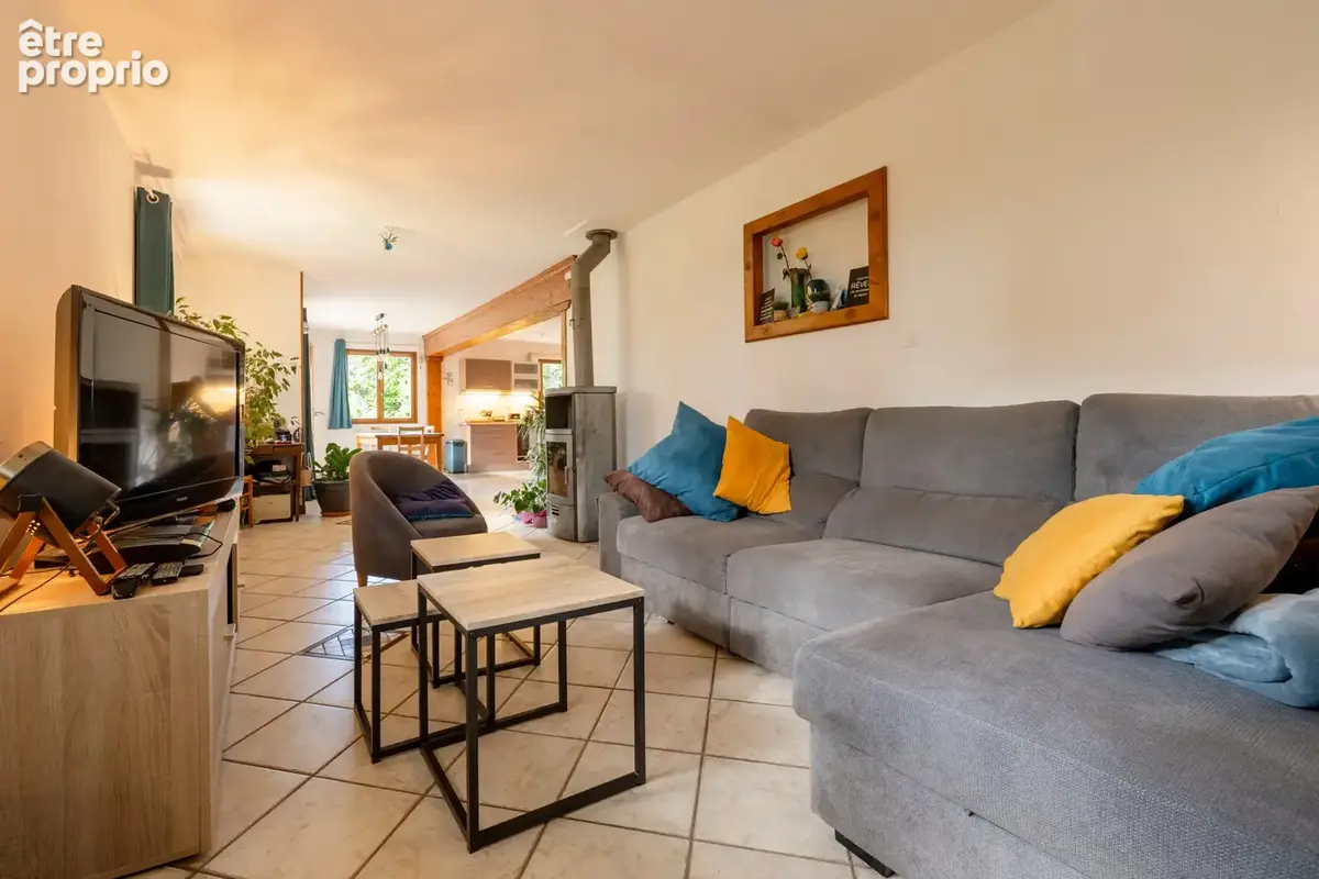 Maison dans un environnement calme et verdoyant - photo 9