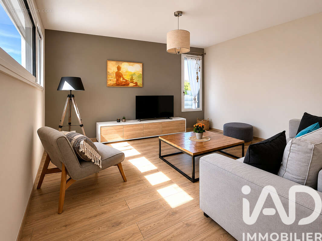 Maison 116 m² à Saint-Denis-La-Chevasse  - photo 7