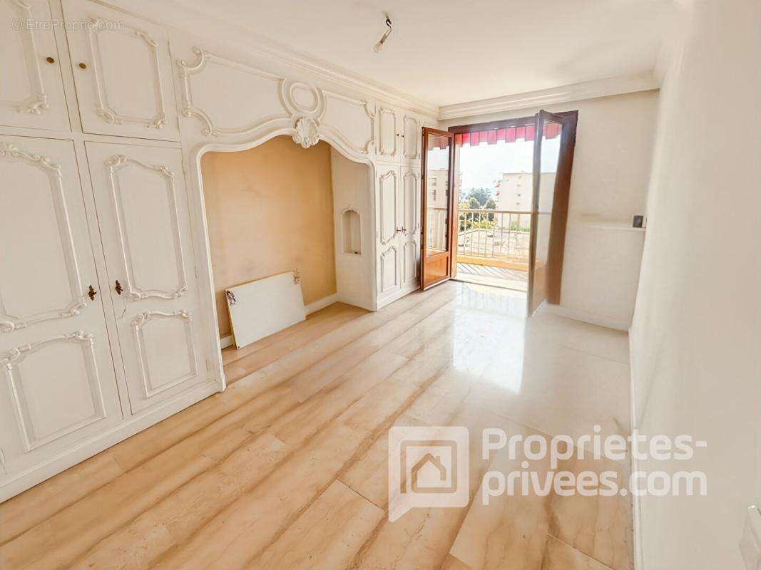 Appartement à CAGNES-SUR-MER