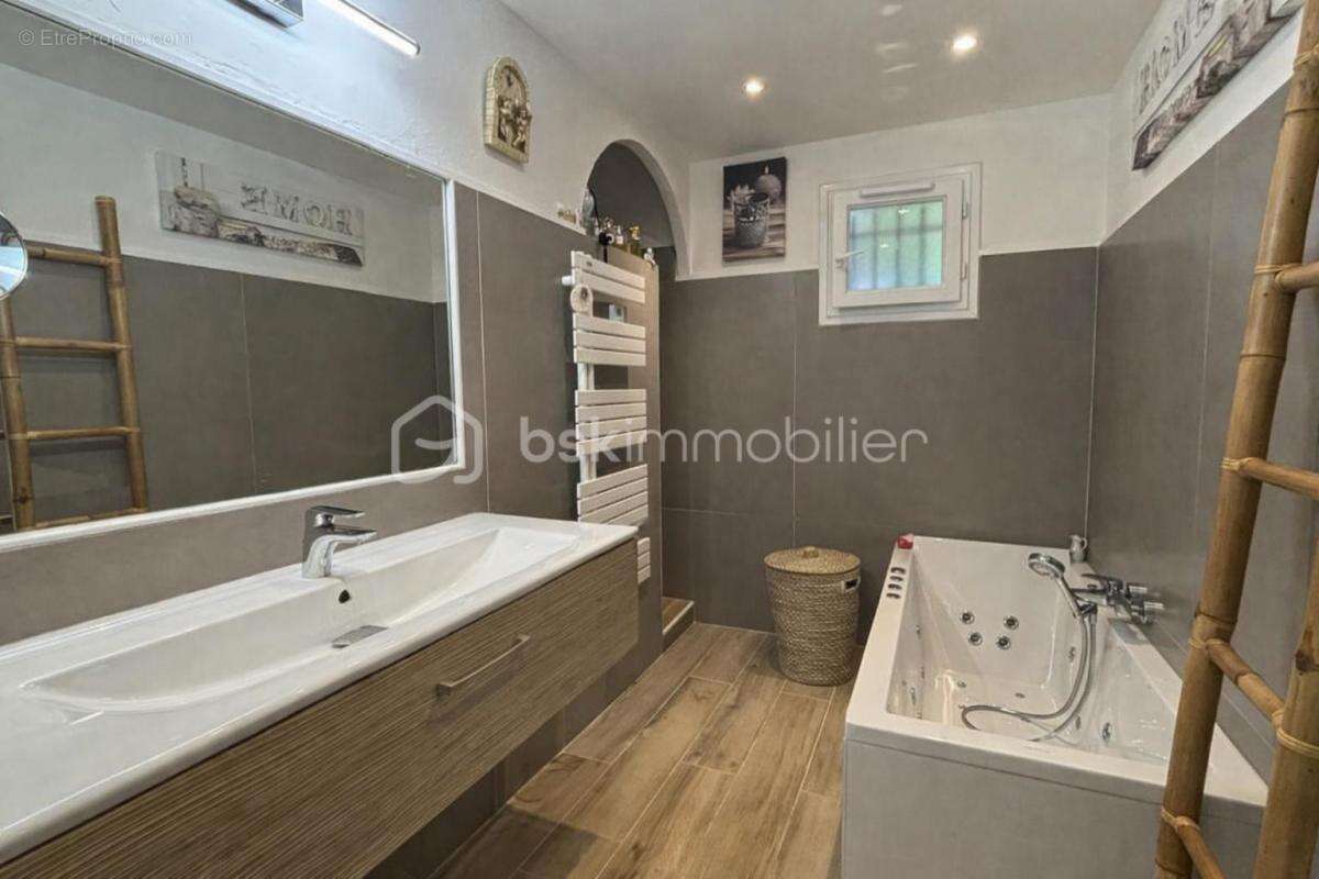 Vue mer exceptionnelle – Maison T5 de 145m² sur le Mont des Oiseaux - photo 9