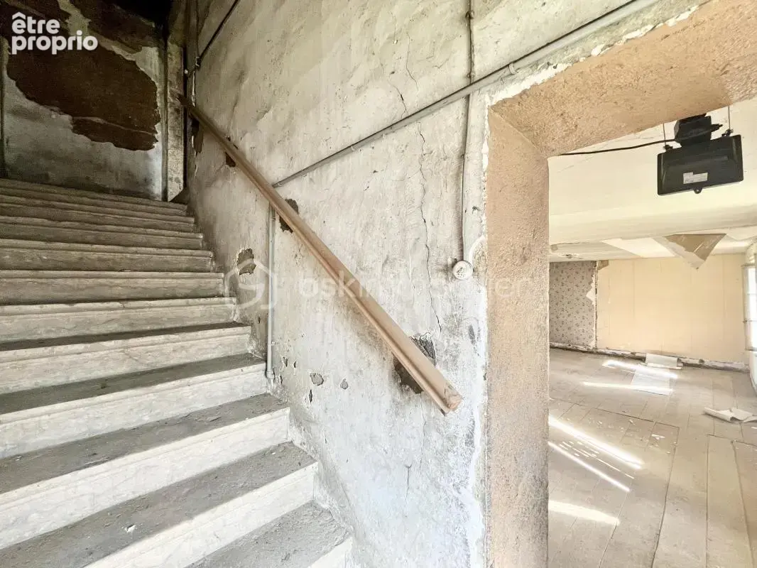 Maison ancienne à rénover – 200m² habitables sur 1 280m² de terrain - photo 9