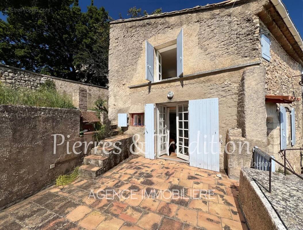 Maison à SIMIANE-LA-ROTONDE