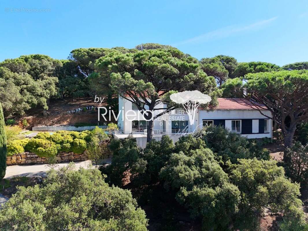 Maison à LA CROIX-VALMER