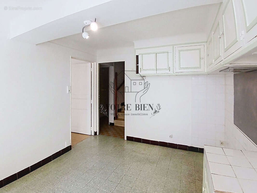 Maison à SAINTE-TULLE