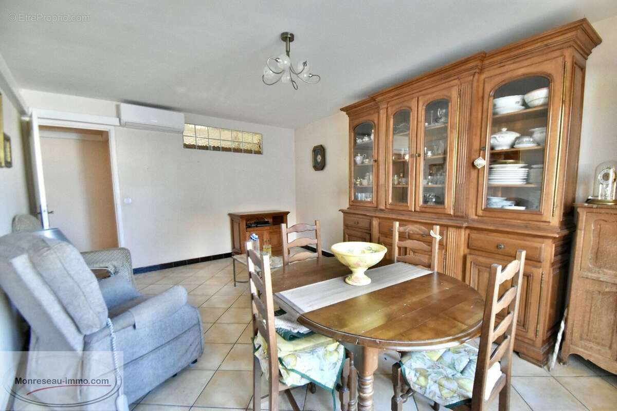Appartement à CAP-D'AIL