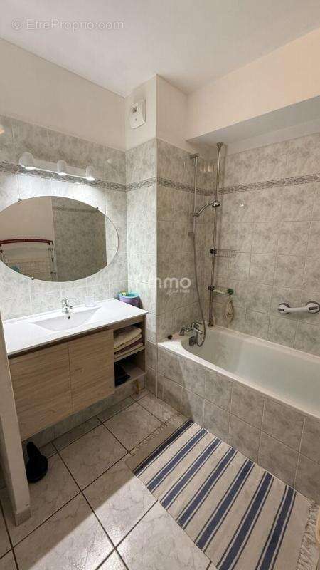 Appartement à SAINT-SYMPHORIEN-D'OZON