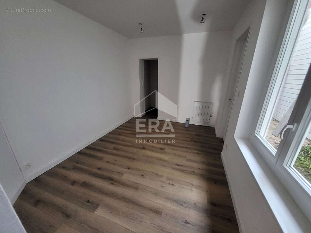 Appartement à AVION