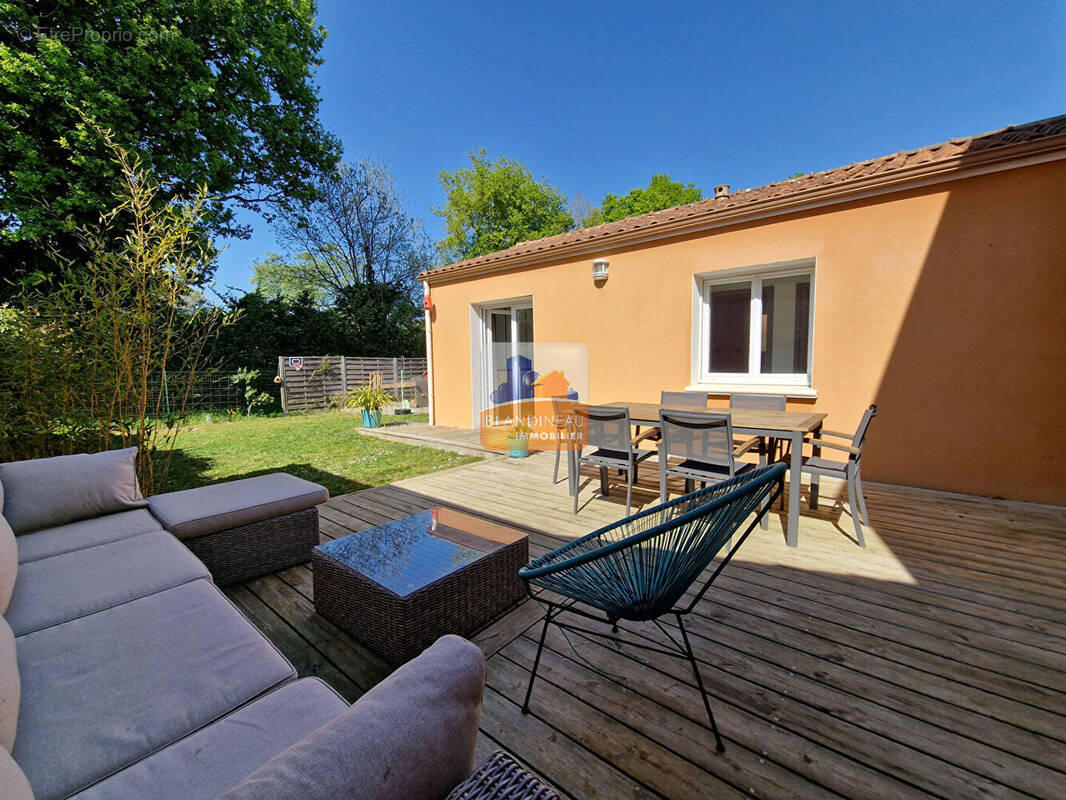 Maison à BOUGUENAIS