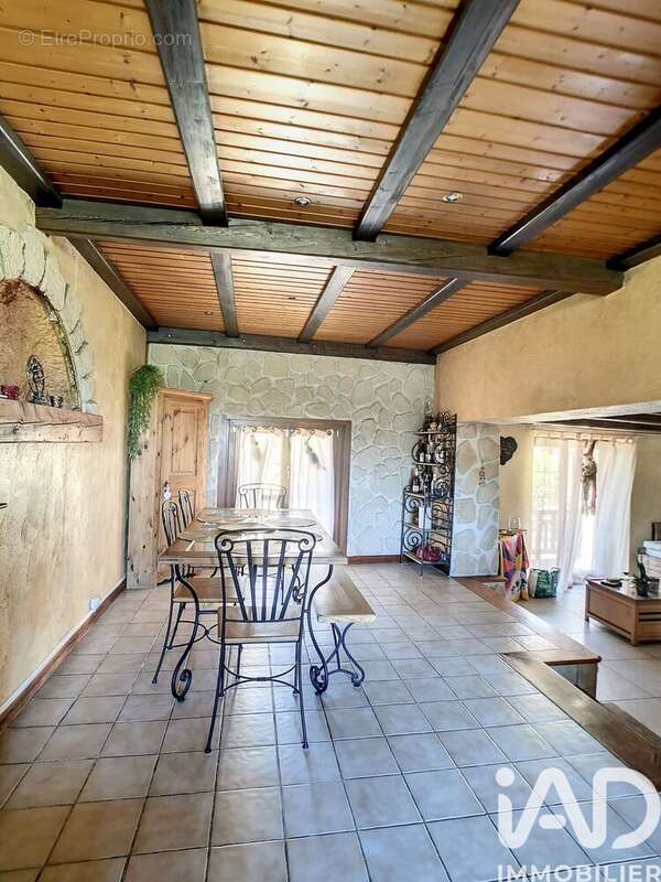 Photo 6 - Maison à VETRAZ-MONTHOUX