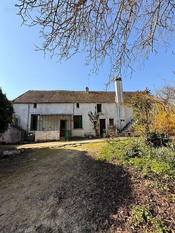 Maison à CERNY