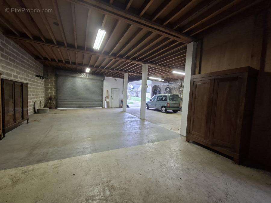 406 m² à Saint-Denis-D'anjou  - photo 1142