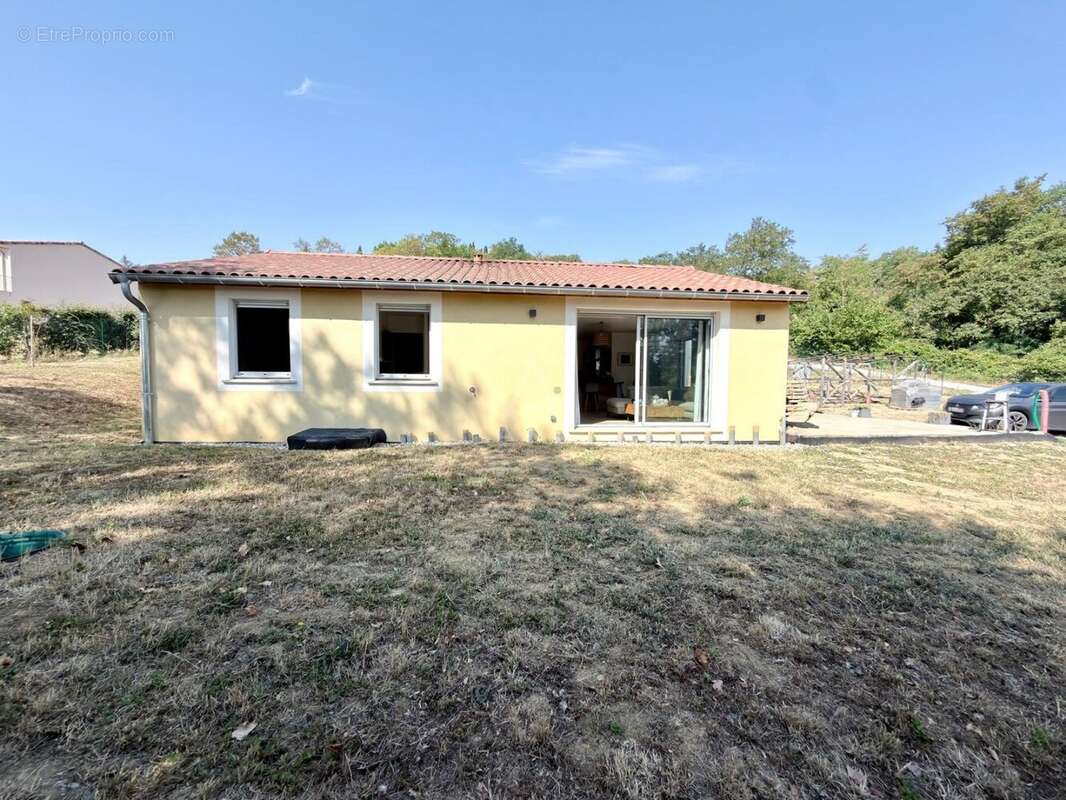 Maison 2021 de plain-pied, DPE A, 3 chambres, terrain de 1 269 m² - photo 2