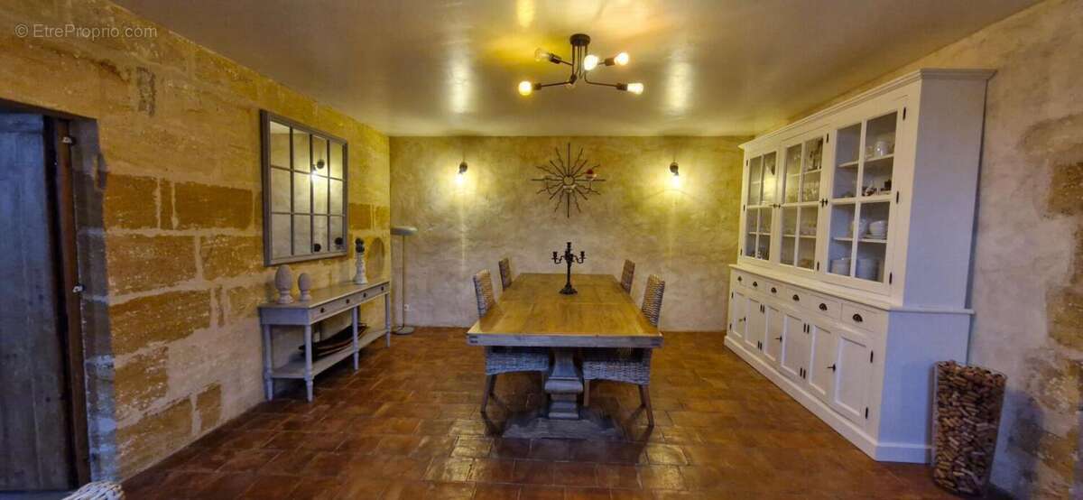 Maison à SAINTE-FLORENCE