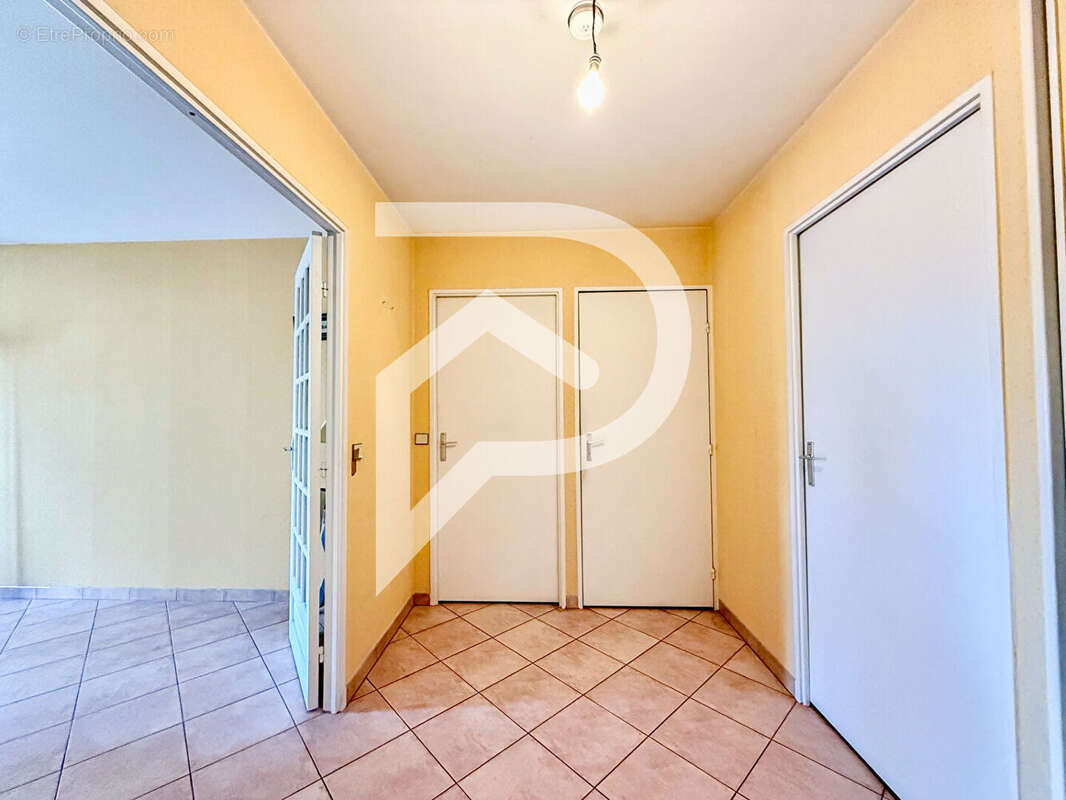 Appartement à AULNAY-SOUS-BOIS