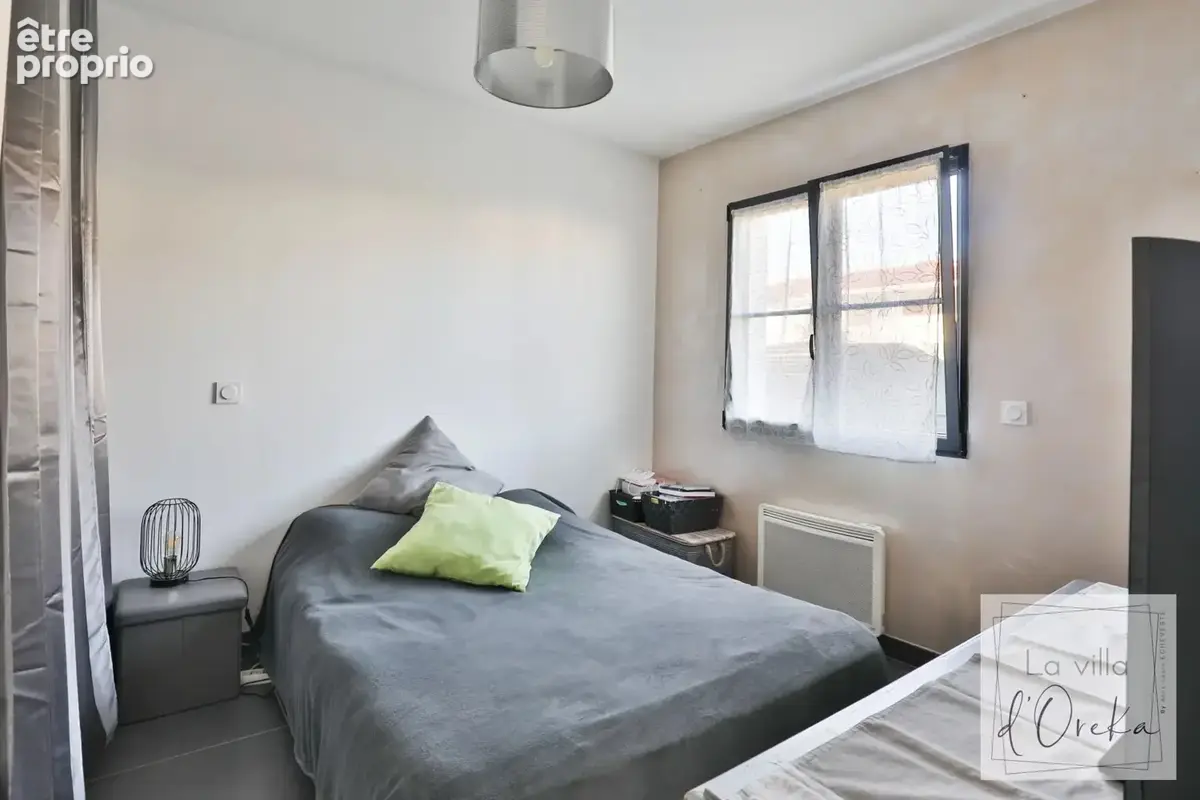Agréable Maison de 107m2 avec terrasse et jardin proche du centre-ville - photo 9