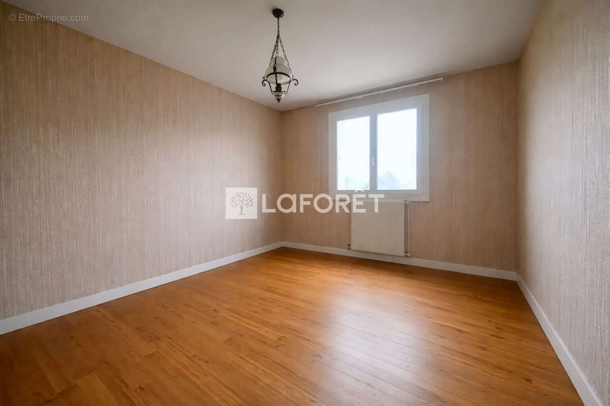 Maison à OUISTREHAM