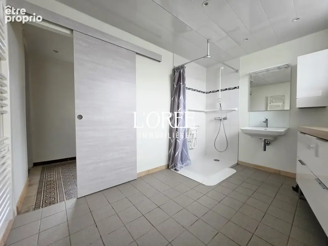 Maison style bourgeois - 146 m2 - 3 chambres - jardin - garage + atelier - photo 7