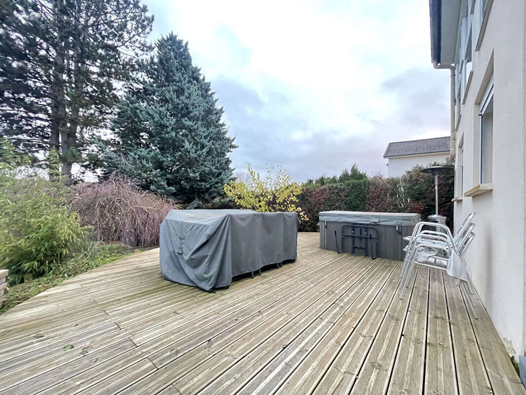 Maison à DAMELEVIERES