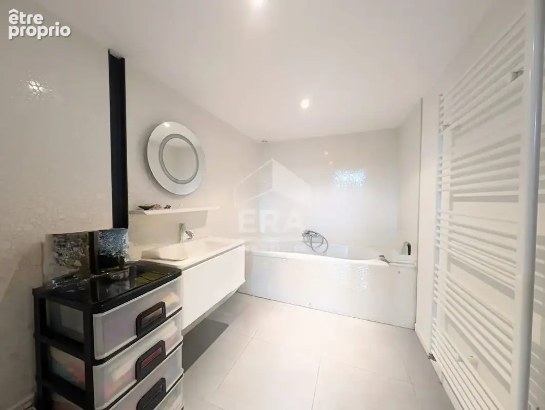 Loft en duplex - 270 m² -  4 chambres - Garage - Grande Terrasse - photo 7