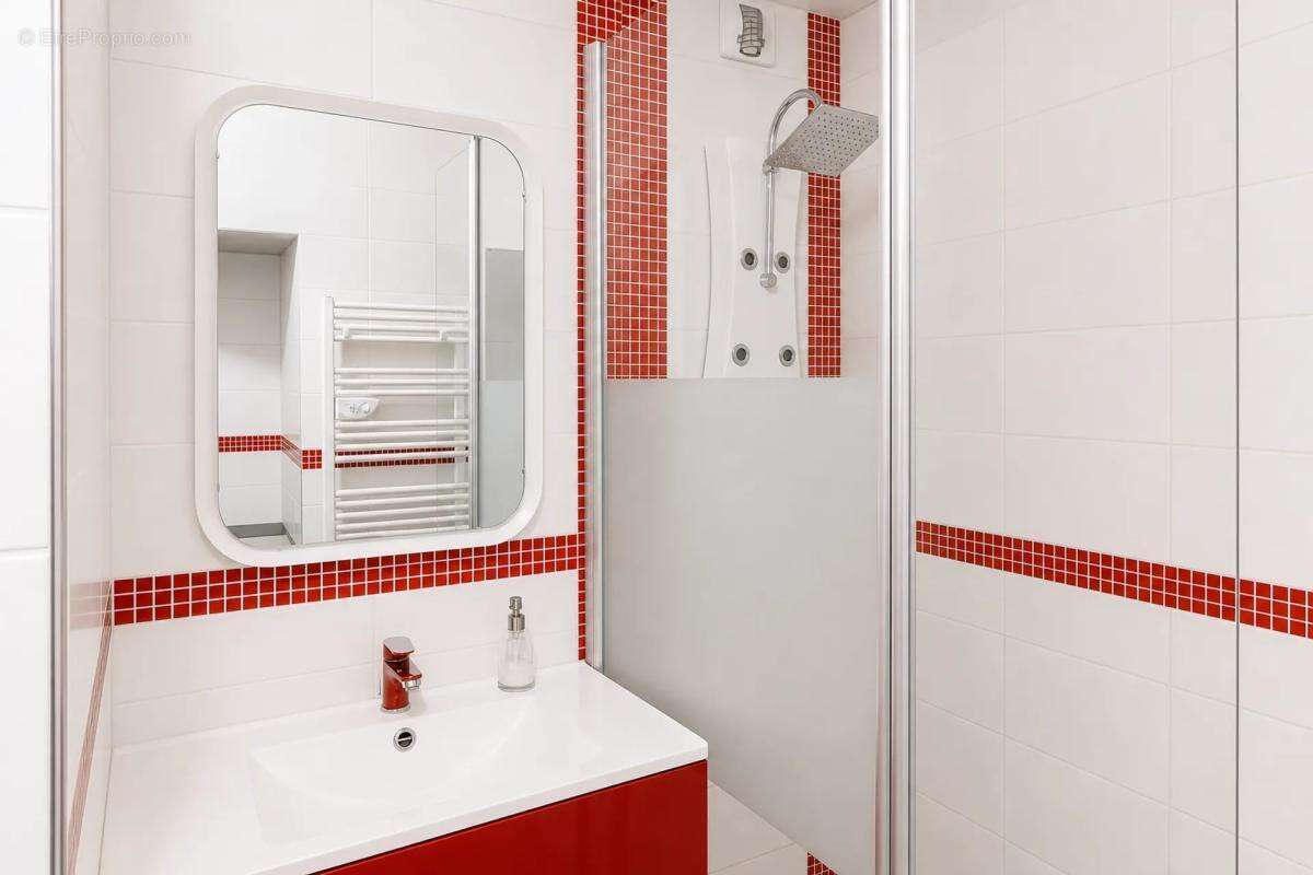 Appartement à VALENCIN