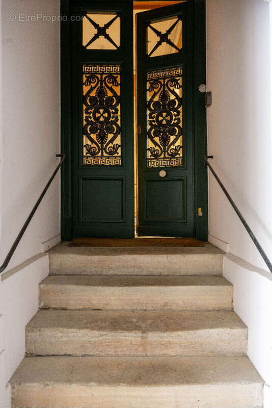 Appartement à PARIS-12E