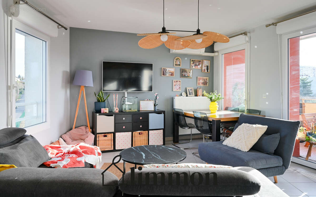 Appartement à RILLIEUX-LA-PAPE