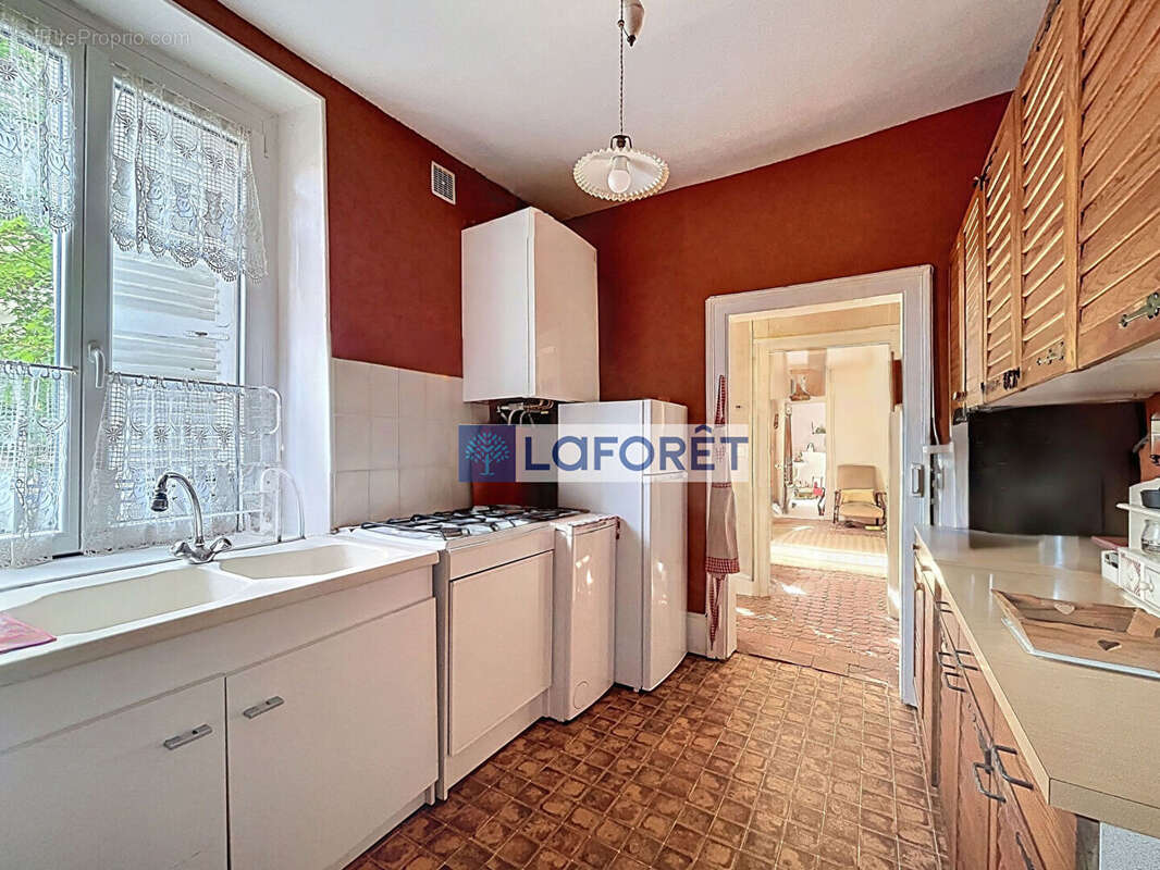 Maison à VAUX-SUR-BLAISE