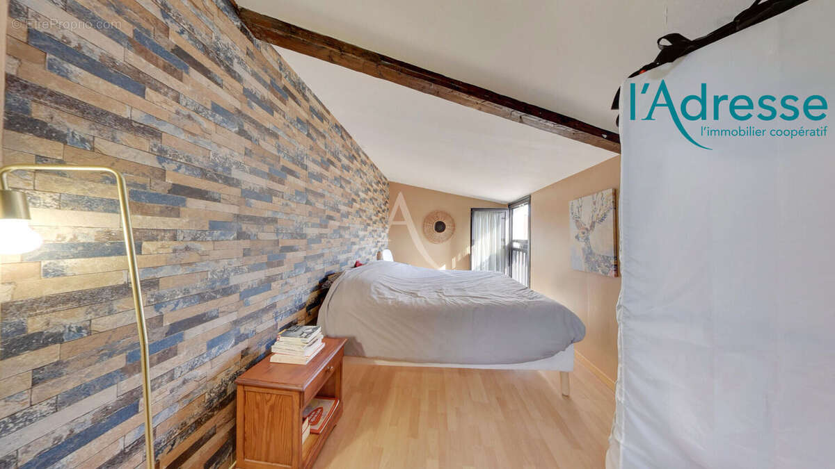 Maison à CHAMPS-SUR-MARNE