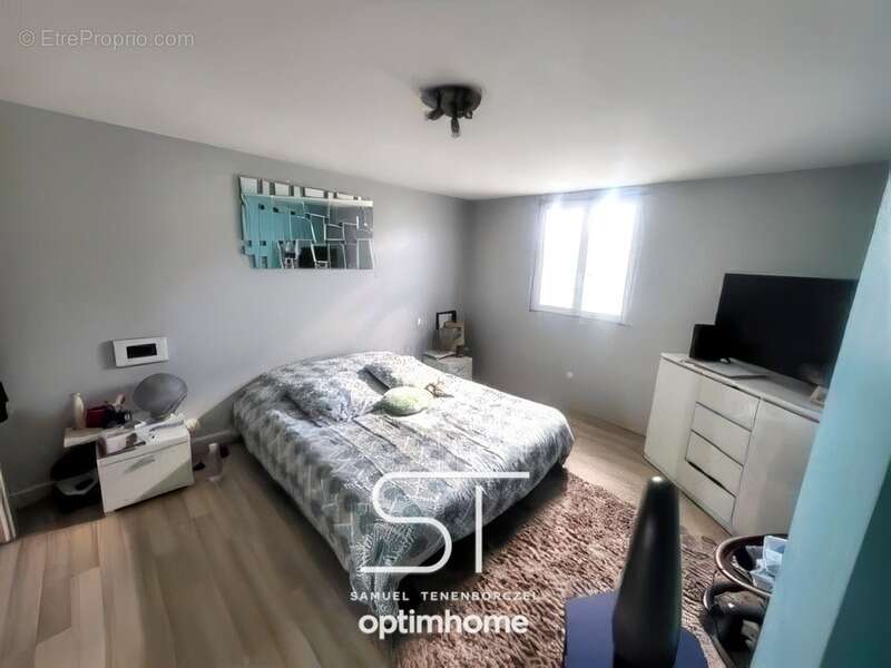 Maison familiale 5 ch de 148 m² – Le Mesnil-Guillaume (14100) - photo 8