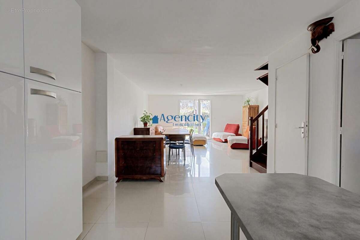 Maison à NOISY-LE-GRAND