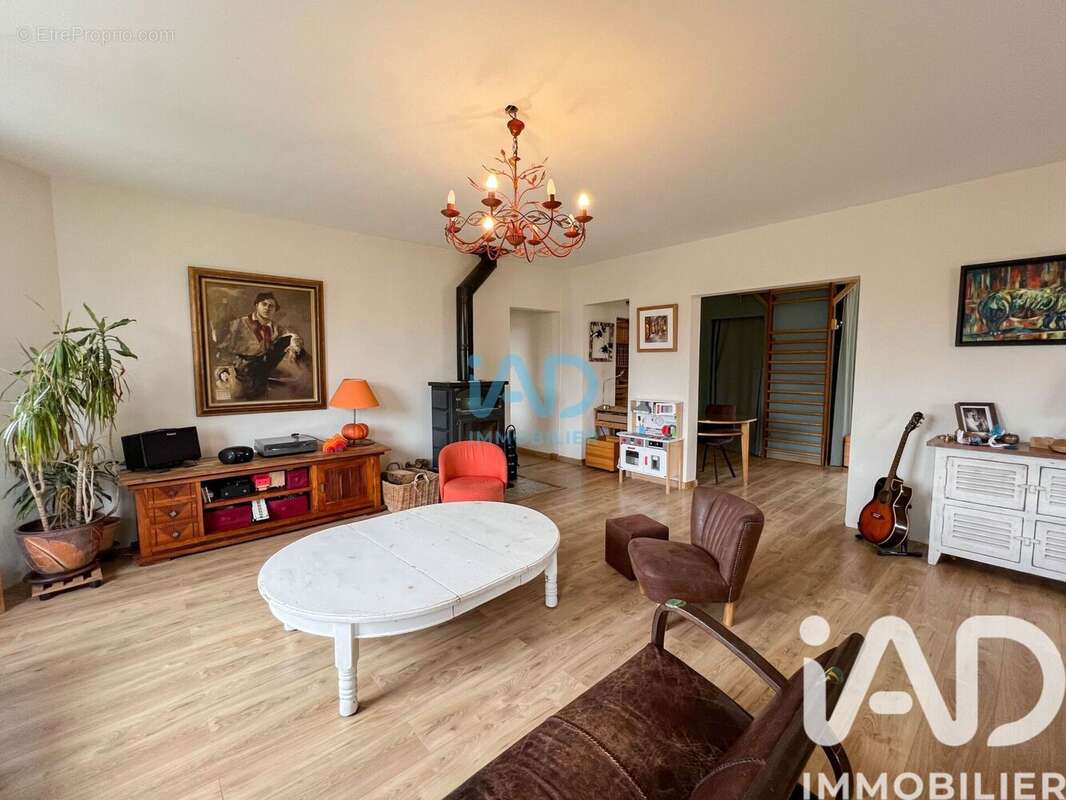 Photo 3 - Appartement à VILLENEUVE-LES-AVIGNON