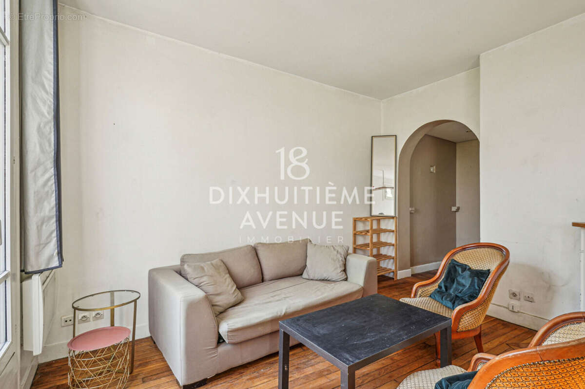 Appartement à PARIS-18E
