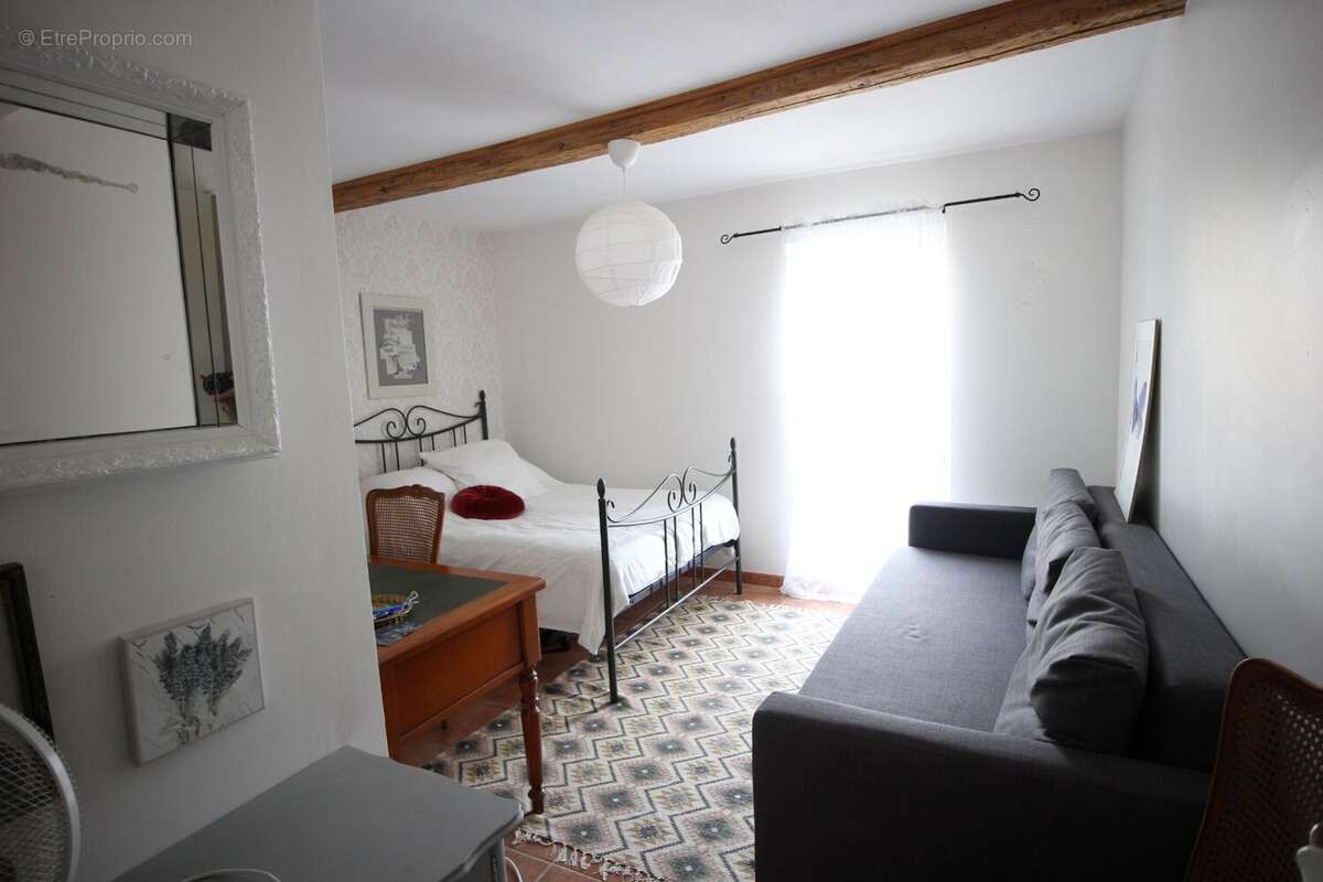 Maison à SAINT-GENIES-DE-FONTEDIT