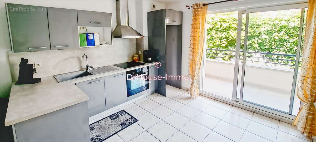 Appartement à GRETZ-ARMAINVILLIERS