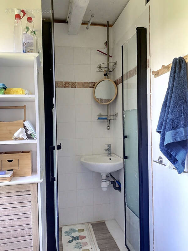 Maison à SAINT-CHAMASSY