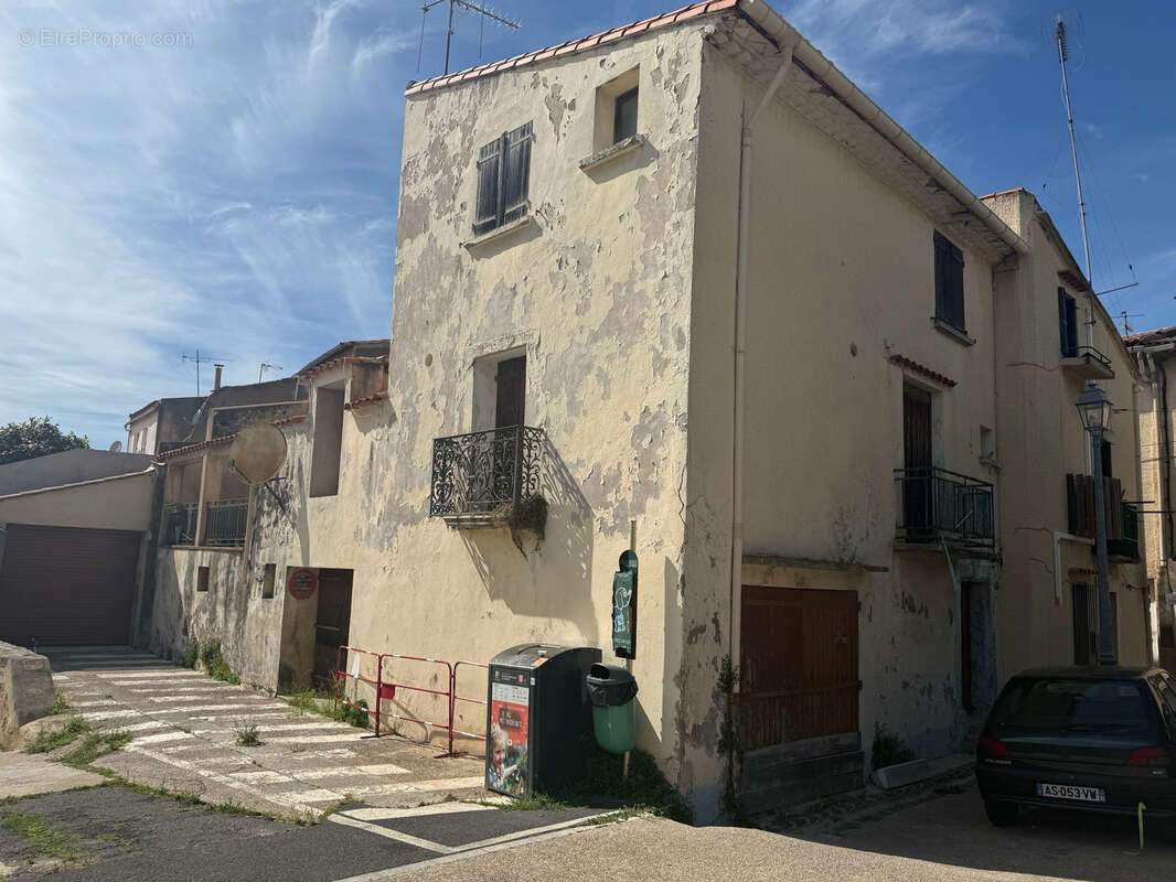 Maison à MONTAGNAC