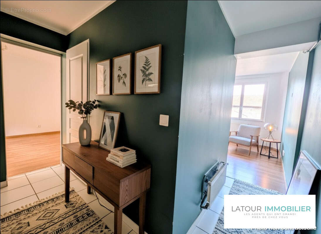 Appartement à BOURGOIN-JALLIEU