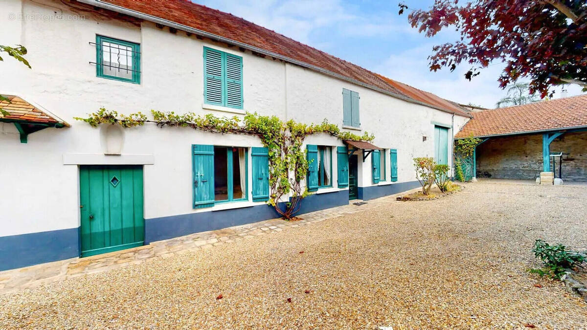 Maison à ROSNY-SUR-SEINE