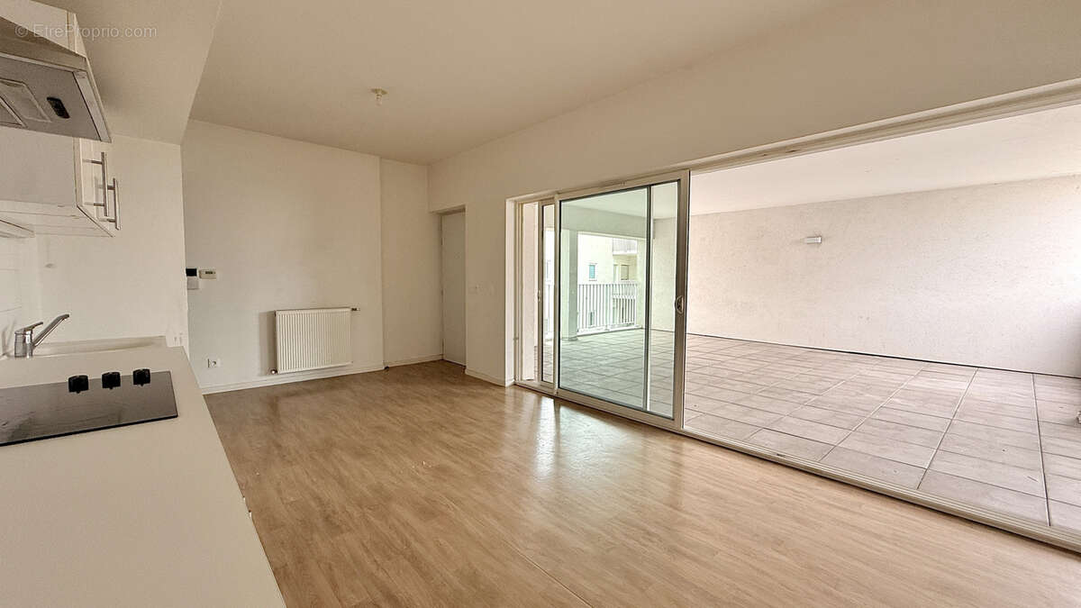 BEGLES - T3 avec grande terrasse - photo 4
